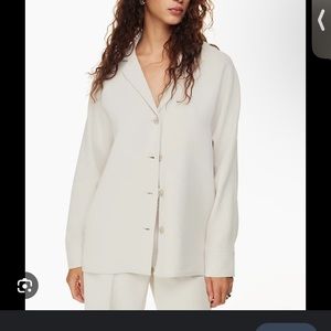 Aritzia Wilfred Freeform Shirt in Matte Pearl